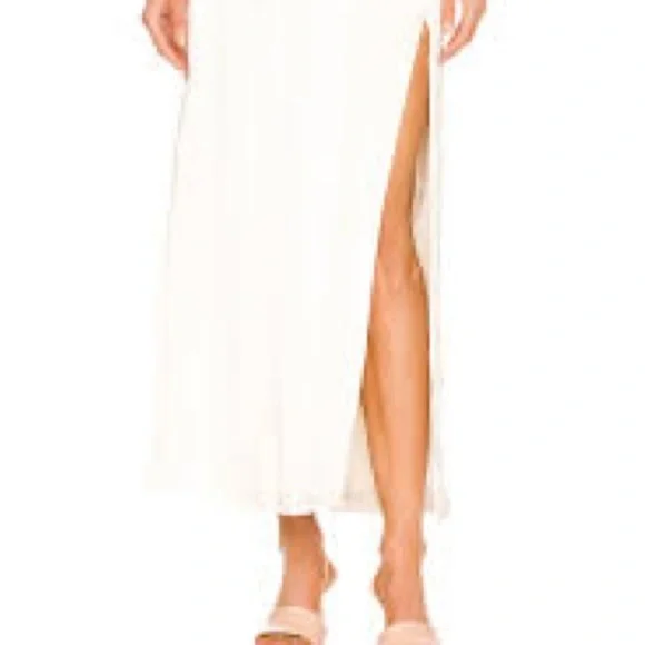 Cl#2 Brand new L’Acadamie Keely skirt in Ivory - Picture 3 of 8